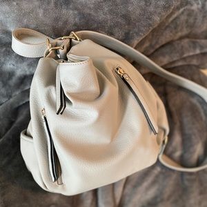 Convertible Hobo / Backpack Mellow World Leia